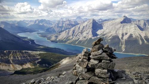 Teepee Town Casa | Luxe Retreat by Canadian Rockies Vacation Rentals