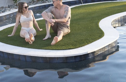 Raskin Estates Casa | Luxe Retreat: Heated Lazy River, Pickleball, Gym/Spa, 2 Ensuites, 4 Full Baths