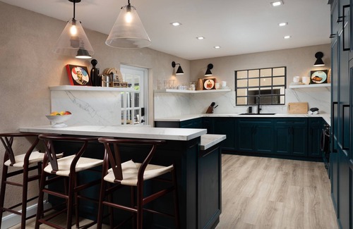 Dover Casa | Luxe Retreat With Private Pool Near Beach - The June (3 bedroom)