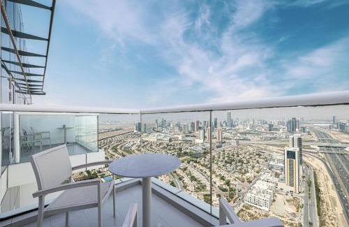 Jumeirah Village Triangle Apartamento | LUXE | Serviced Hotel Apartment | Full City View