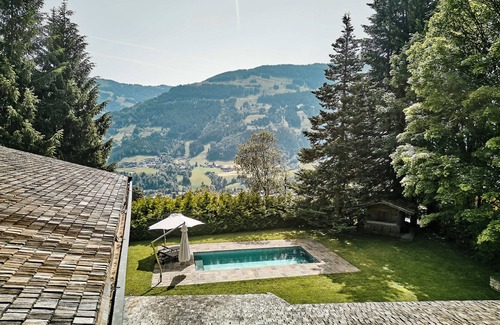Jochberg Chalet De Esquí | Luxe Ski Chalet - Private Pool, Sauna, Home Theater, Game Room, Panoramic Views