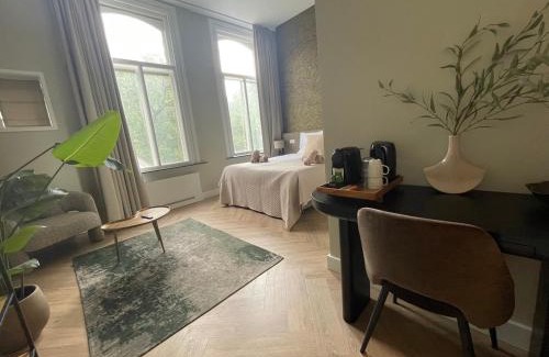 Centrum Casa | Luxe Suite - New - Safe City Center