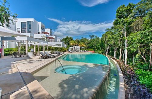 Akumal Apartamento | Luxe Tao Riviera Resort Condo with Beach and Golfing!