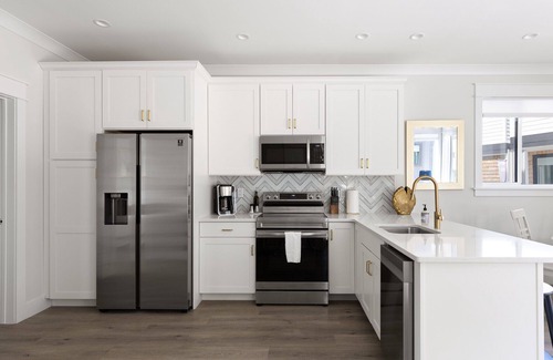 Downtown Wilmington Apartamento | Luxe at The Cove - Luxury Houseboat