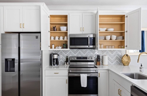 Downtown Wilmington Apartamento | Luxe at The Cove - Luxury Houseboat