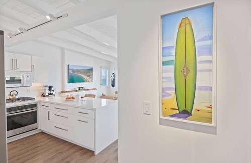 Montecito Casa | Luxe Upper Beachfront Bliss with Balcony and Unobstructed Ocean Views!