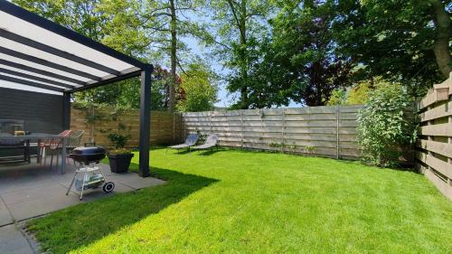 Dirkshorn Casa | Luxe vakantiebungalow met omheinde tuin voor hond en kinderen