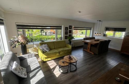 Poppel Chalet De Esquí | Luxe vakantiehuis in het bos