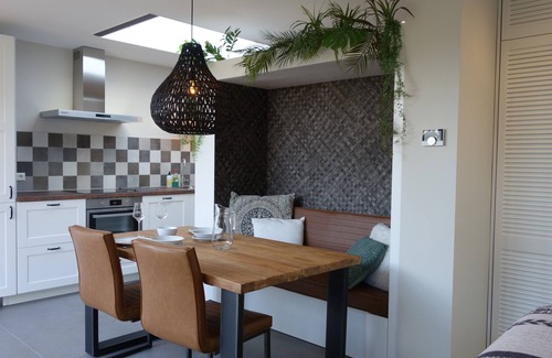 Schoorl Apartamento | Luxe Vakantiehuis met Airco, op een Toplocatie bij de Duinen