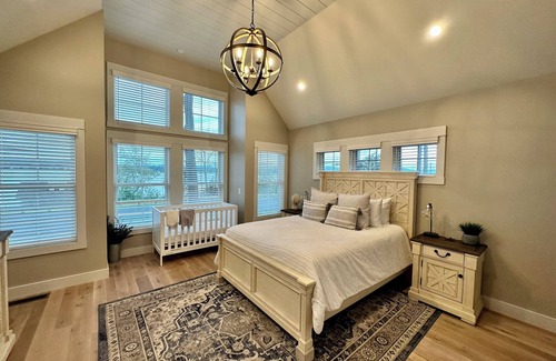 Laconia Casa | Luxe waterfront on Paugus Bay w/ PVT Dock, Fireplace, Pvt Deck, Sonos, Sleeps 10