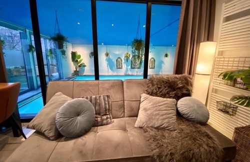 't Hart Cama Y Desayuno | Luxe Wellness Bed & Breakfast in Midden Nederland. Met warm privé zwembad