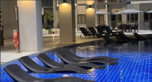 Barangay 76 Casa | LuxeRN Suite at S Residences