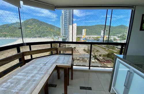 Centro Apartamento | Luxo ao mar sol