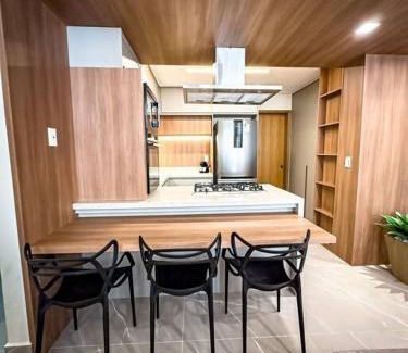 Nazare Apartamento | Luxo e Conforto: Apartamento na Av. Joana Angélica