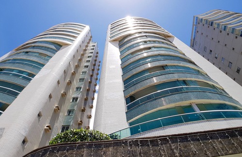 Praia de Itaparica Apartamento | Luxo e Conforto com Vista do Mar de VV