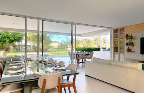 Porto de Galinhas Casa | Luxo pé na areia com piscina e jacuzzi - 6 suítes