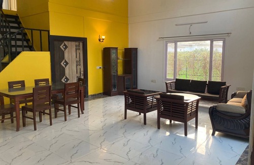 Faridabad Hotel | Luxsugero Farms