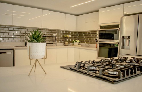 Cerro Alto Casa | luxury 11000 sq ft. Mansion 7 Br