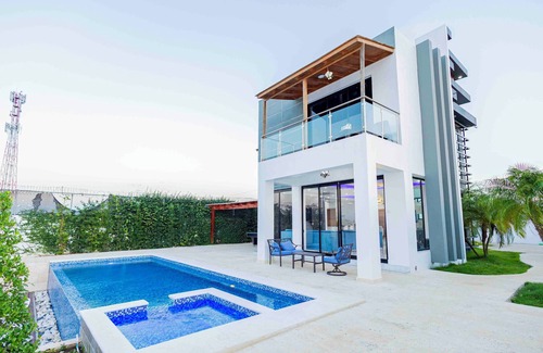 Santiago Province Villa | Luxury Villa with a Stunning View