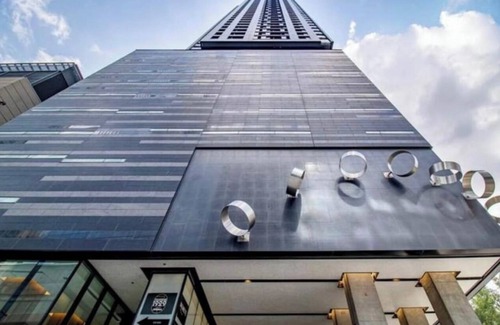 Downtown Montreal Condominio | Luxuary and Cozy Condo (2 bed with complete 2 bath)