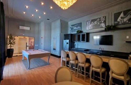Morretes Apartamento | Luxuoso Apartamento com Rooftop Vista Mar, Piscina Aquecida e Ofurô