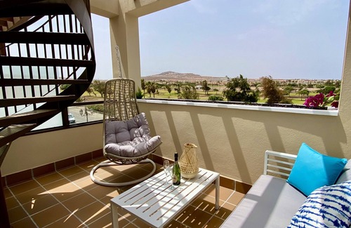 Caleta de Fuste Apartamento | Luxury Penthouse Apartment overlooking the Golf Course