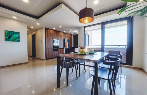 Santa Cruz Apartamento | Luxurious and cozy brand new apartment!
