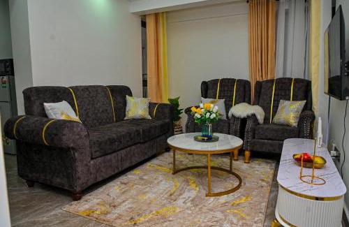Kilimani Apartamento | Luxurious 1Bedroom in Kilimani, Equipped gym, Serviced lift, Speedy Wifi, Garden Views, Kids play area, Proximity to yaya centre shopping malls, restaurants and bars