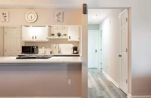 Newark Condominio | Luxurious 2-Bed, 2-Bath fully furnished Condo – Perfect in Newark, Delaware
