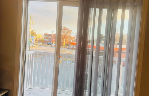 Bridgewater Apartamento | Luxurious 2 Bedroom with King and Queen bed and 1.5 Bathroom sleeps 6.