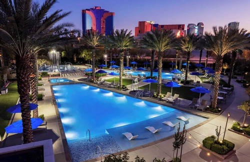 Las Vegas Condominio | Luxurious 2 Bedroom, 2 Bathroom with Kitchen Condo in Vegas, Sleeps 8