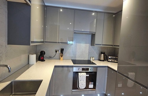 West Finchley Apartamento | Luxurious 2 bedroom apartment, truly exceptional experience.