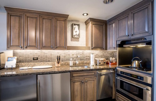 Nazareth Condominio | Luxurious 2 Bedroom in St Thomas - Family Friendly Resort!