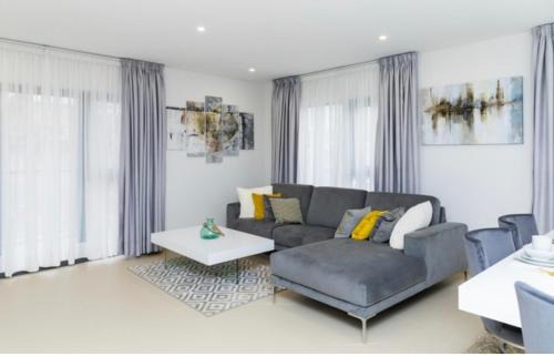 East Legon Apartamento | Luxurious 2 Bedroom Space Available