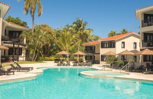 Los Brazos Casa | Luxurious 2 Bedroom Royal Suite