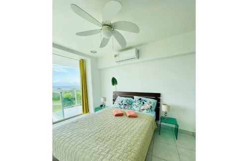 Maria Chiquita Condominio | Luxurious 2Bed 2Bath. Large Pool and Private Beach