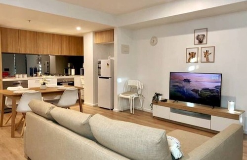 Adelaide Central Business District Apartamento | Luxurious 2BR Apt in Adelaide CBD with Pool-Gym-BBQ