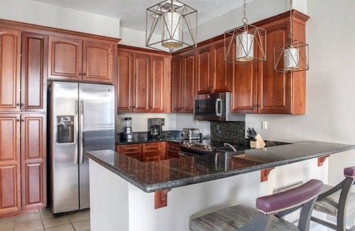 Las Vegas Condominio | Luxurious 2BR Suite at Wyndham Grand Desert