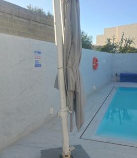 Xewkija Apartamento | Luxurious 3 Bedroom Maisonette with Private Pool