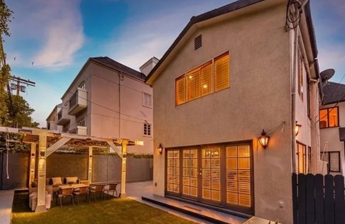 Westwood Casa | ¡Los próximos 4 días solo $ 275 por noche!