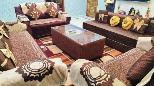Vaishali Apartamento | Luxurious 3 BHK Flat in Ghaziabad
