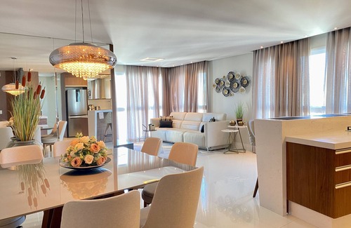 Centro Apartamento | Luxurious 3 suites + Sea View + Pool & Skyline