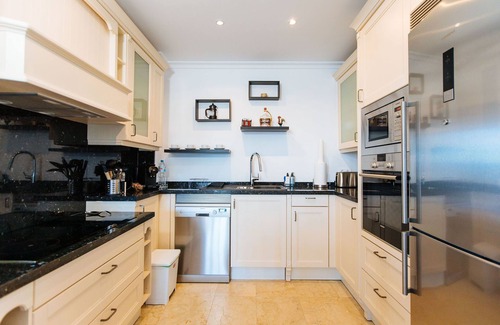 Istan Casa | Luxurious 3 en-suite bed with 300 degree view of Mediterranean, Gibraltar,Africa
