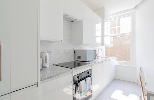 Chelsea Riverside Apartamento | Luxurious 3BD Flat on Kings Road, Heart of Chelsea