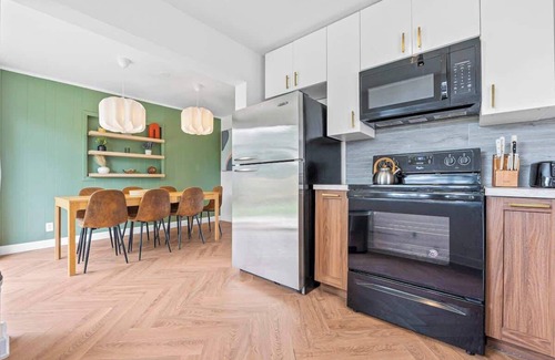 North Andrews Gardens Casa | Luxurious 3BD Home in Oakland Park