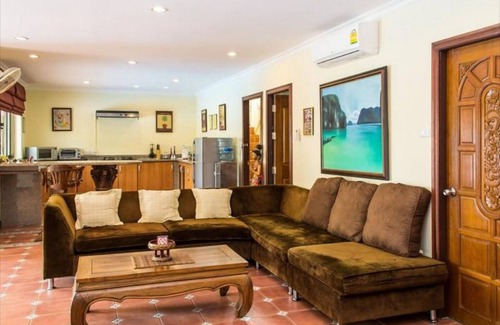 South Pattaya Villa | Villa 4 dormitorios BV 5 min Walking Street y playas ★★★★★