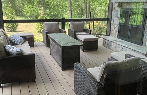 Cashiers Casa | Charming 4-bedroom house with AC, WiFi in welcoming Cashiers