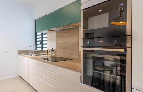 Blue Bay Apartamento | Luxurious 4-Bedroom Penthouse in Serene Blue Bay with a Private Pool