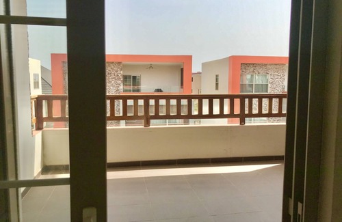 Teshie Casa | Luxurious 4 bedrooms townhouse - AIRPORT RESIDENTIAL (20 minutes from Airport)