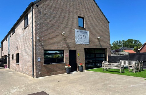 Zedelgem Apartamento | Luxurious 4 **** Loft for 6 or 8 people near Bruges